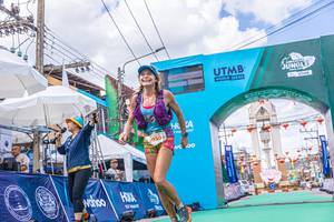 BIB: 5030
                            <button type="button" onclick="openModal(21774155)" class="btn btn-primary btn-sm float-right btn-popup" data-toggle="modal" data-target=".modal-high-quality">
                        <i class="fas fa-shopping-cart"></i> Add to Cart
                    </button>
                                            <button type="button" onclick="isThisMe(21774155, true)" class="btn btn-success btn-sm float-right btn-popup btn-isme hidden" data-toggle="tooltip" data-placement="bottom" title="นี่คือรูปของคุณใช่ไหม คลิกที่นี่เพื่อเอาเข้าอัลบั้ม">
                        <i class="fas fa-plus"></i> Add to album
                    </button>
                    <button type="button" onclick="isThisMe(21774155, false)" class="btn btn-warning btn-sm float-right btn-popup btn-isnotme hidden">
                        <i class="fas fa-ban"></i> Remove from album
                    </button>